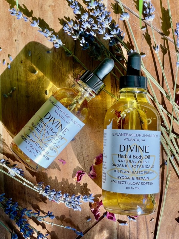 DIVINE Herbal Body Oil - The Plant Based Punani